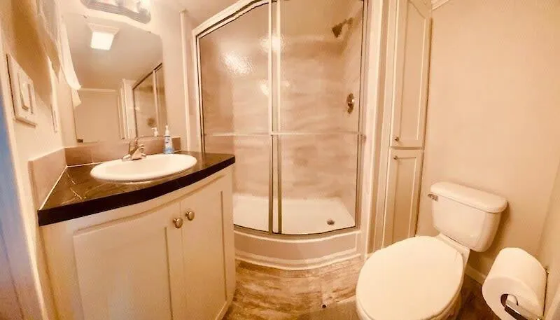 Pinecraft Tiny Home 'Green Parrot ' Sarasota